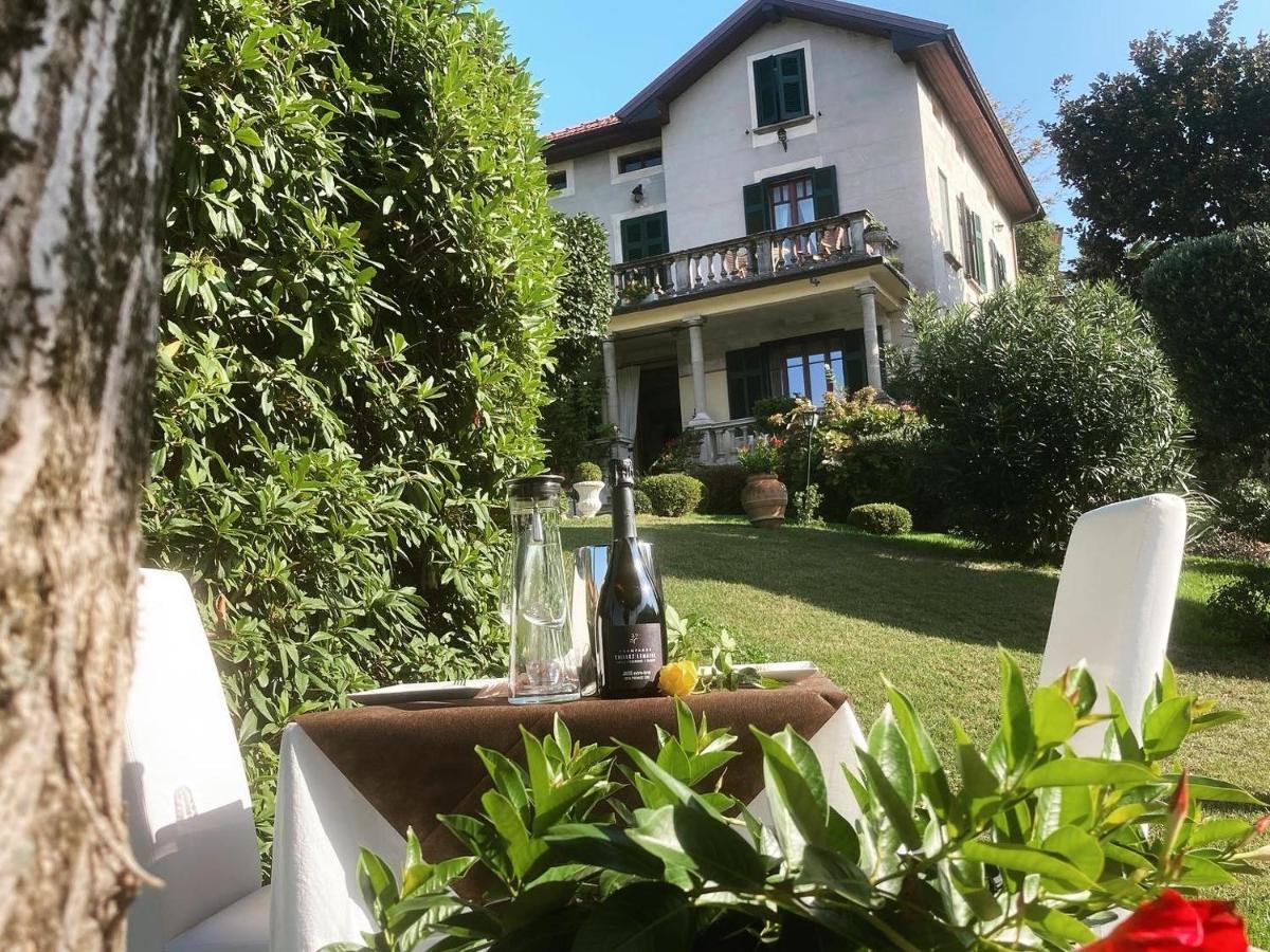 Bed and Breakfast Il Motto Di Tommy Castelveccana Exteriér fotografie