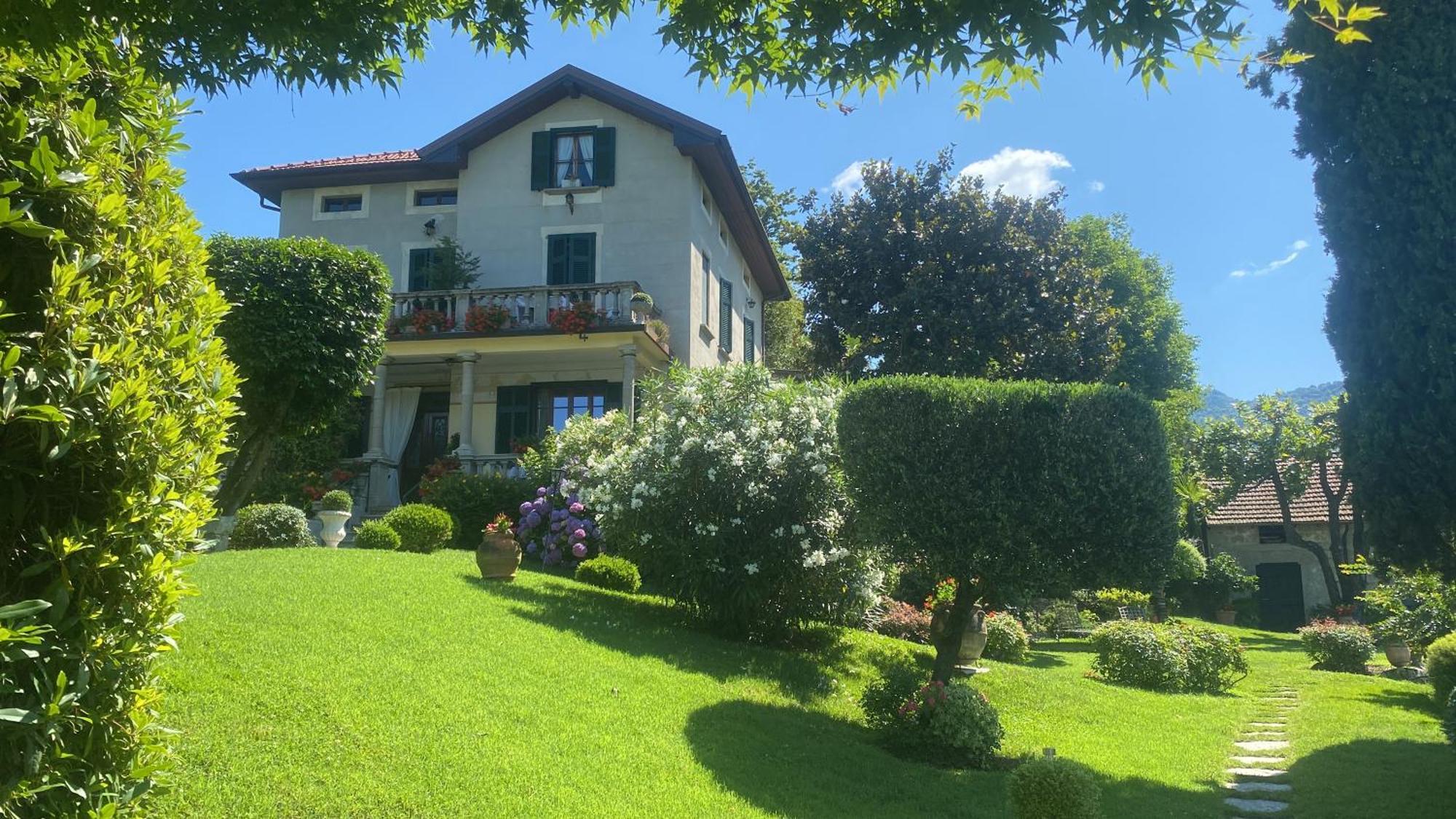 Bed and Breakfast Il Motto Di Tommy Castelveccana Exteriér fotografie